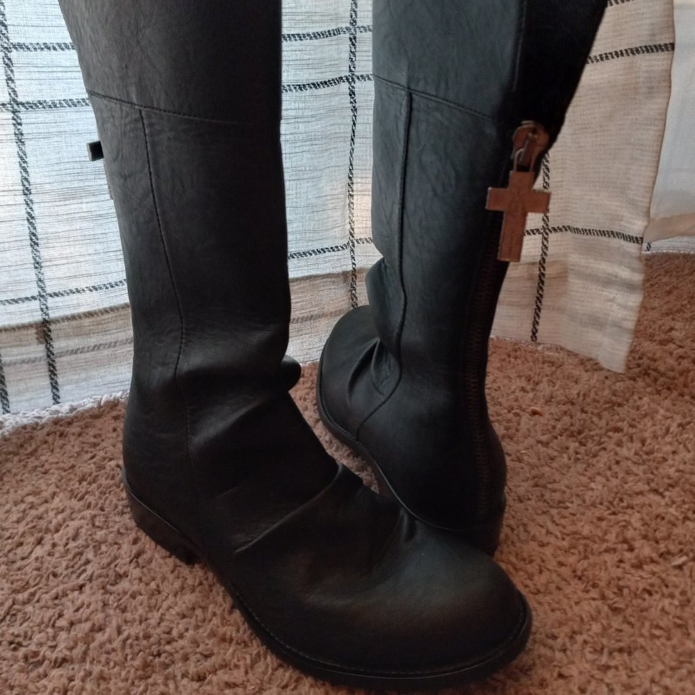 Kat Von D Boots